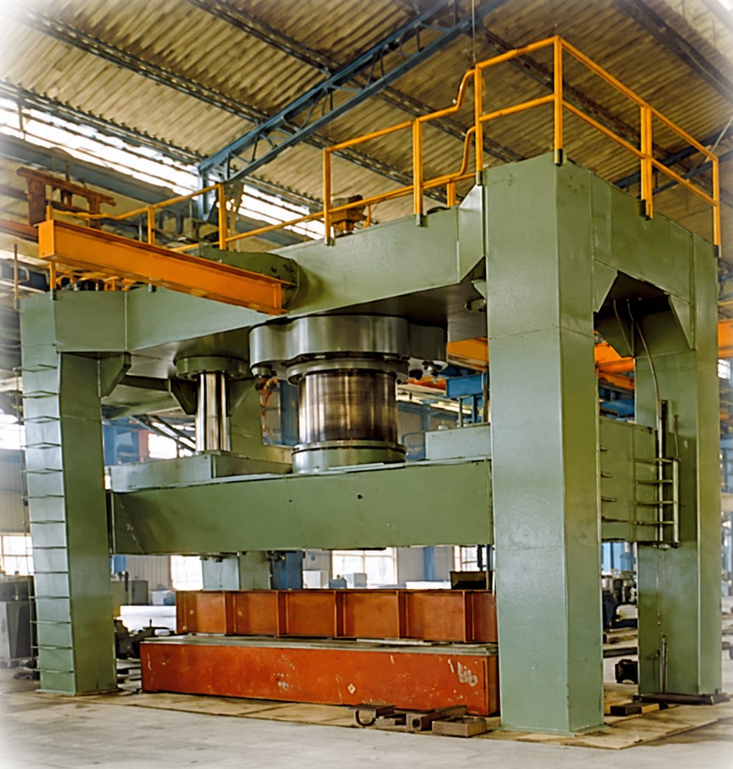 1,200-ton hydraulic press