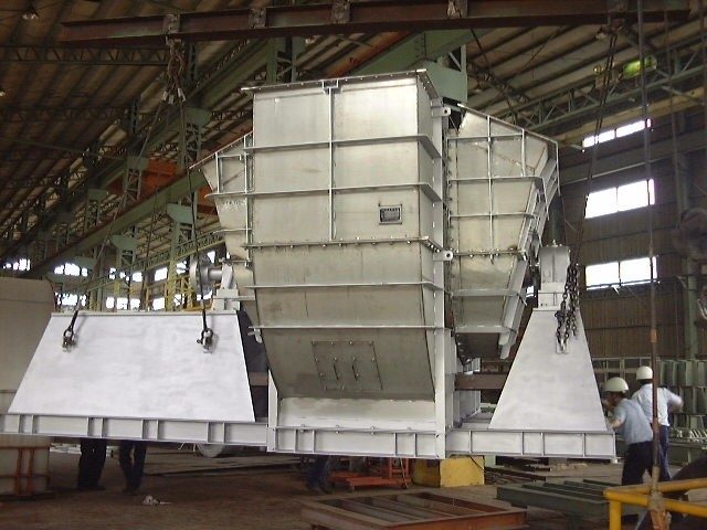 Fan casing fabrication